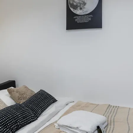 Apartment 16 Modern Near Metro High-speed Paris
